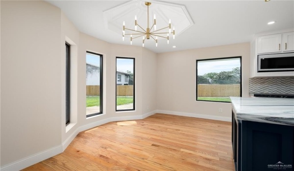 12304 Lakeview Drive, Edinburg, TX 78541, 4 Bedrooms Bedrooms, ,3 BathroomsBathrooms,Residential Lease,For Rent,12304 Lakeview Drive,470676