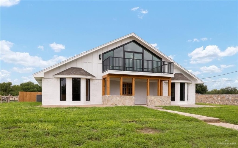 12304 Lakeview Drive, Edinburg, TX 78541, 4 Bedrooms Bedrooms, ,3 BathroomsBathrooms,Residential Lease,For Rent,12304 Lakeview Drive,470676