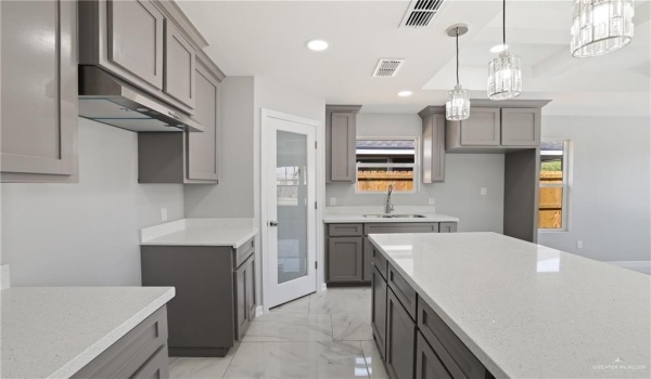 601 W Huisache Street, Weslaco, TX 78596, 3 Bedrooms Bedrooms, ,2 BathroomsBathrooms,Residential,For Sale,601 W Huisache Street,465483