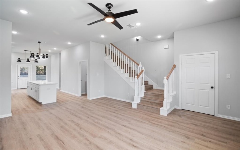 2100 Cactus Alley, Granbury, TX 76048, 3 Bedrooms Bedrooms, ,2 BathroomsBathrooms,Residential,For Sale,2100 Cactus Alley,20868662