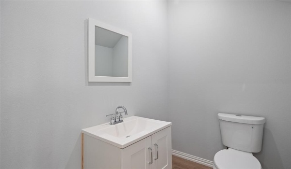 2100 Cactus Alley, Granbury, TX 76048, 3 Bedrooms Bedrooms, ,2 BathroomsBathrooms,Residential,For Sale,2100 Cactus Alley,20868662