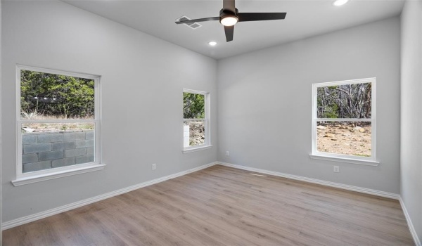 2100 Cactus Alley, Granbury, TX 76048, 3 Bedrooms Bedrooms, ,2 BathroomsBathrooms,Residential,For Sale,2100 Cactus Alley,20868662