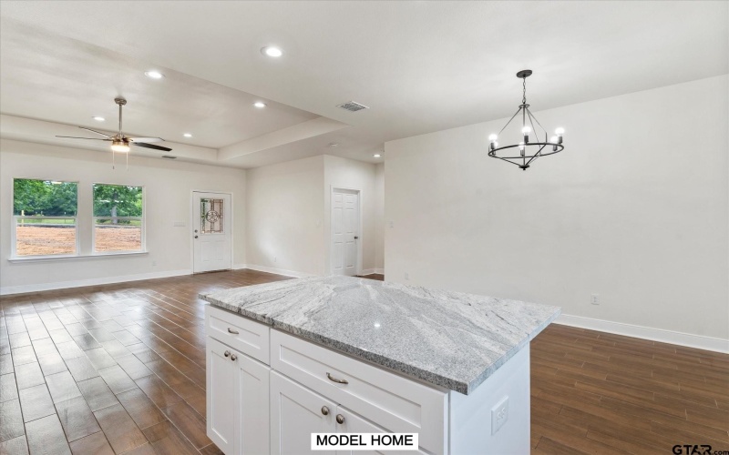 211 S Quille, Mt Pleasant, TX 75455, 4 Bedrooms Bedrooms, ,2 BathroomsBathrooms,Residential,For Sale,211 S Quille,24015154