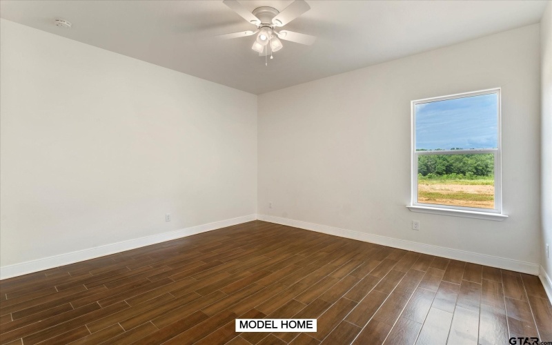 211 S Quille, Mt Pleasant, TX 75455, 4 Bedrooms Bedrooms, ,2 BathroomsBathrooms,Residential,For Sale,211 S Quille,24015154