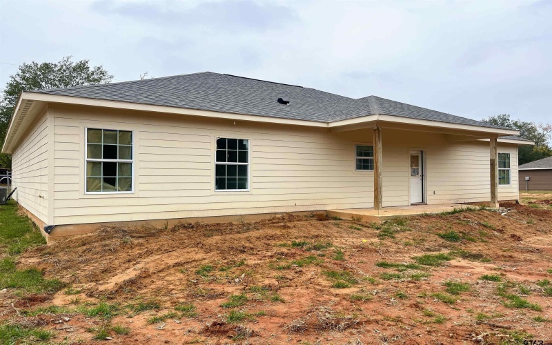 211 S Quille, Mt Pleasant, TX 75455, 4 Bedrooms Bedrooms, ,2 BathroomsBathrooms,Residential,For Sale,211 S Quille,24015154