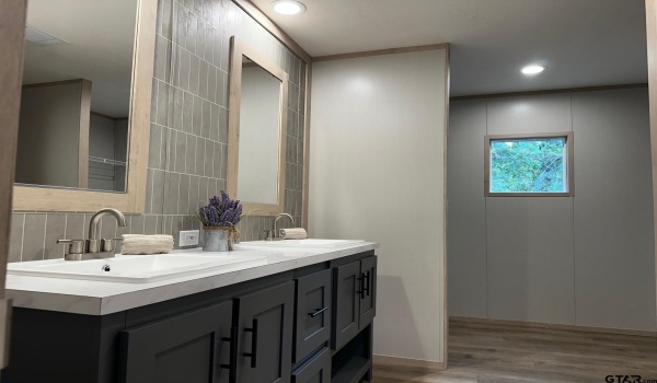 435 CAROLINE BEND, Bullard, TX 75757, 3 Bedrooms Bedrooms, ,2 BathroomsBathrooms,Residential,For Sale,435 CAROLINE BEND,24015360
