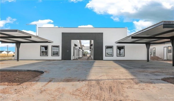 2808 Alpha Road, Weslaco, TX 78596, ,Residential Multi Family,For Sale,2808 Alpha Road,470798