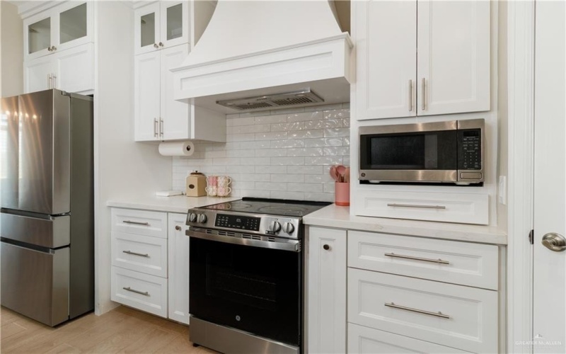 6316 Cardiff Avenue, Edinburg, TX 78542, 3 Bedrooms Bedrooms, ,2 BathroomsBathrooms,Residential,For Sale,6316 Cardiff Avenue,465540