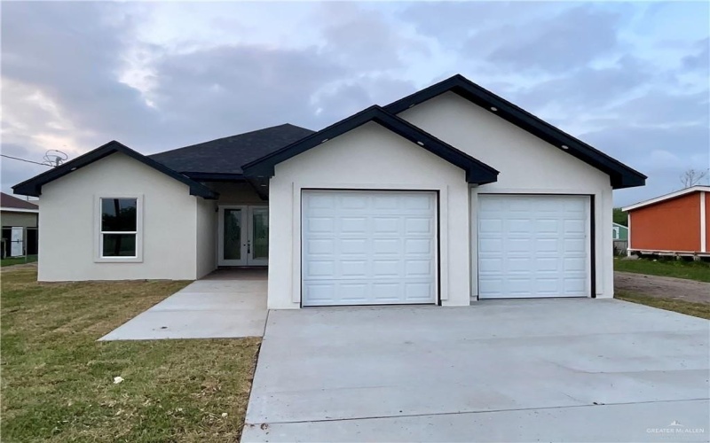 1102 Violeta Drive, Donna, TX 78537, 3 Bedrooms Bedrooms, ,2 BathroomsBathrooms,Residential,For Sale,1102 Violeta Drive,470801