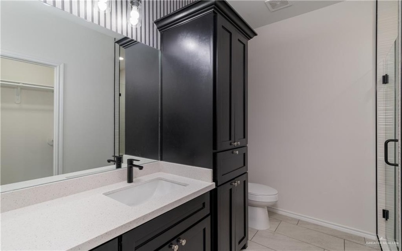 328 N Leon Avenue, Elsa, TX 78543, 3 Bedrooms Bedrooms, ,2 BathroomsBathrooms,Residential,For Sale,328 N Leon Avenue,470822