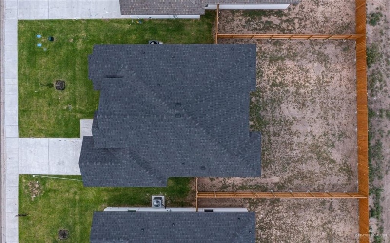 328 N Leon Avenue, Elsa, TX 78543, 3 Bedrooms Bedrooms, ,2 BathroomsBathrooms,Residential,For Sale,328 N Leon Avenue,470822