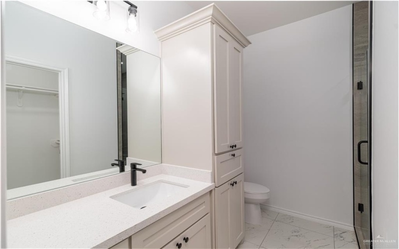 332 N Leon Avenue, Elsa, TX 78543, 3 Bedrooms Bedrooms, ,2 BathroomsBathrooms,Residential,For Sale,332 N Leon Avenue,470823