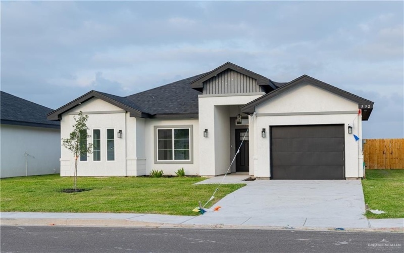 332 N Leon Avenue, Elsa, TX 78543, 3 Bedrooms Bedrooms, ,2 BathroomsBathrooms,Residential,For Sale,332 N Leon Avenue,470823