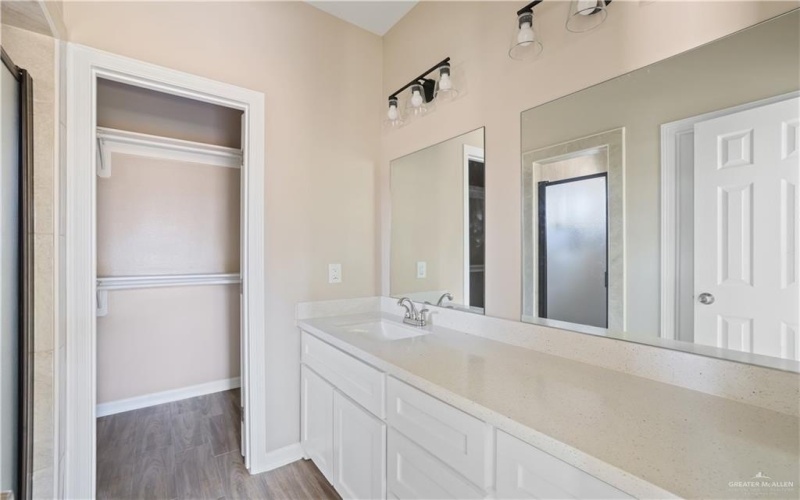 1304 E Acacia Drive, San Juan, TX 78589, 3 Habitaciones Habitaciones , ,2 BañosBaños,Residential,En Venta,1304 E Acacia Drive,465654