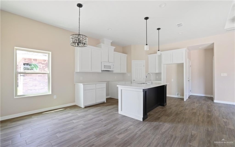 1304 E Acacia Drive, San Juan, TX 78589, 3 Habitaciones Habitaciones , ,2 BañosBaños,Residential,En Venta,1304 E Acacia Drive,465654