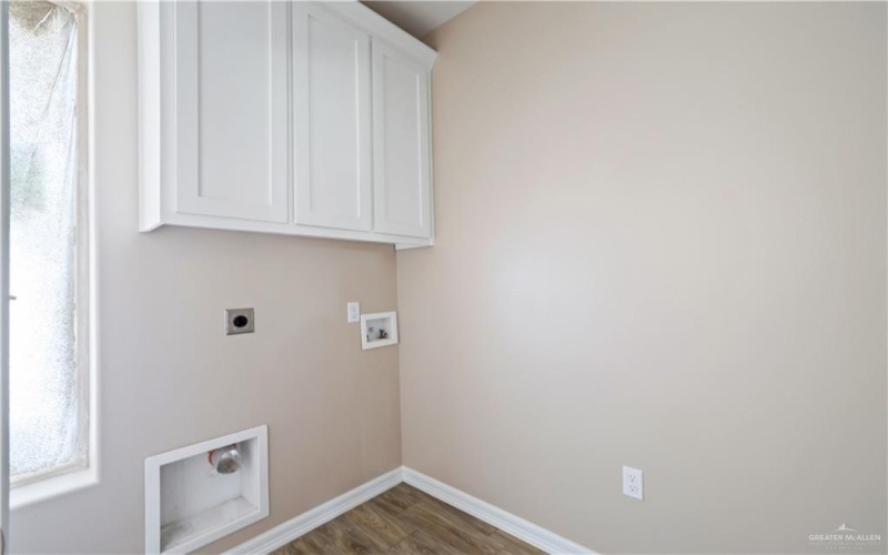 1304 E Acacia Drive, San Juan, TX 78589, 3 Habitaciones Habitaciones , ,2 BañosBaños,Residential,En Venta,1304 E Acacia Drive,465654
