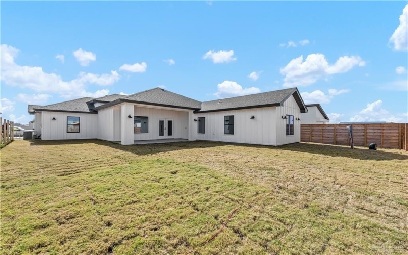 3505 E Noronha Drive, Edinburg, TX 78542, 3 Habitaciones Habitaciones , ,2 BañosBaños,Residential,En Venta,3505 E Noronha Drive,470861