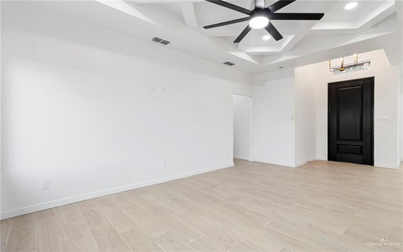 3412 Satelite Street, Edinburg, TX 78542, 3 Bedrooms Bedrooms, ,2 BathroomsBathrooms,Residential,For Sale,3412 Satelite Street,470905