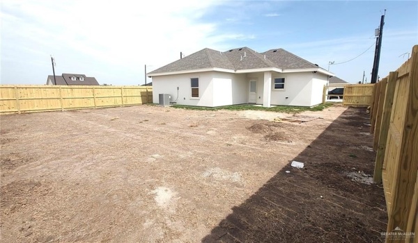 2260 Victoriano Street, Weslaco, TX 78596, 3 Bedrooms Bedrooms, ,2 BathroomsBathrooms,Residential,For Sale,2260 Victoriano Street,465751