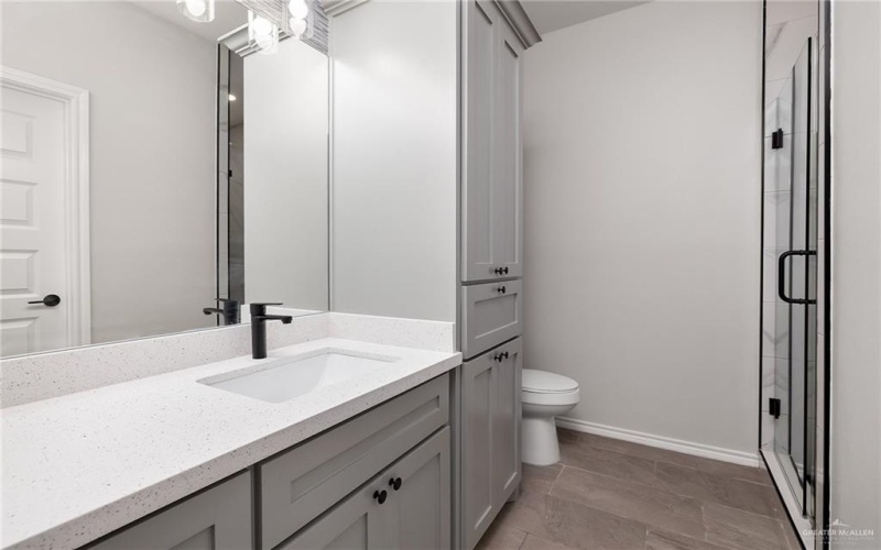 324 N Leon Avenue, Elsa, TX 78543, 3 Bedrooms Bedrooms, ,2 BathroomsBathrooms,Residential,For Sale,324 N Leon Avenue,470971