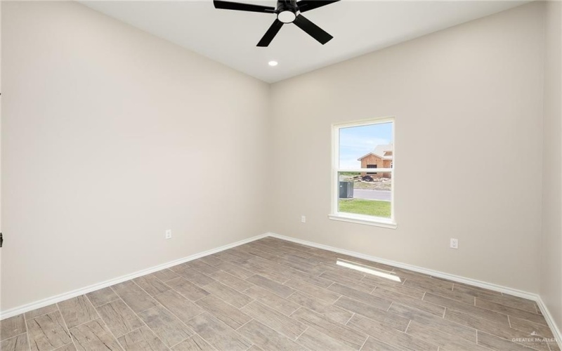 308 N Leon Avenue, Elsa, TX 78543, 3 Bedrooms Bedrooms, ,2 BathroomsBathrooms,Residential,For Sale,308 N Leon Avenue,470972