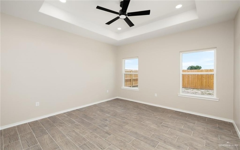 308 N Leon Avenue, Elsa, TX 78543, 3 Bedrooms Bedrooms, ,2 BathroomsBathrooms,Residential,For Sale,308 N Leon Avenue,470972