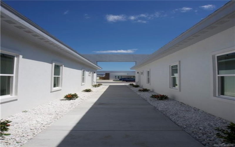 5705 Notre Dame Avenue #1, McAllen, TX 78504, 2 Habitaciones Habitaciones , ,2 BañosBaños,Residential Lease,En Alquiler,5705 Notre Dame Avenue,471009