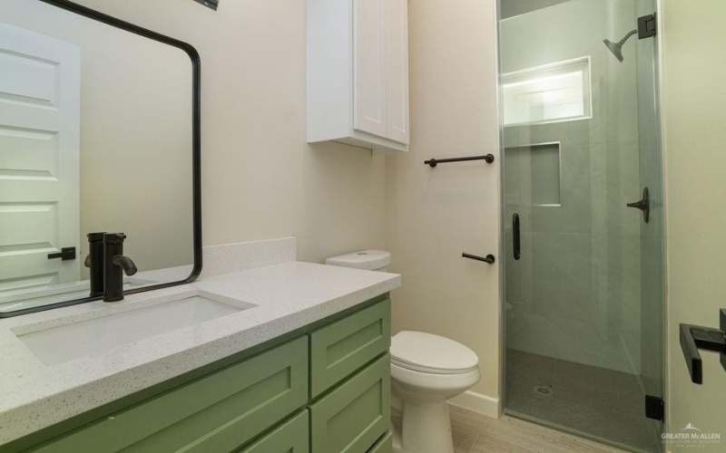 5705 Notre Dame Avenue #3, McAllen, TX 78504, 2 Habitaciones Habitaciones , ,2 BañosBaños,Residential Lease,En Alquiler,5705 Notre Dame Avenue,471011