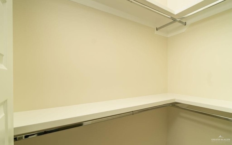 5705 Notre Dame Avenue #3, McAllen, TX 78504, 2 Habitaciones Habitaciones , ,2 BañosBaños,Residential Lease,En Alquiler,5705 Notre Dame Avenue,471011