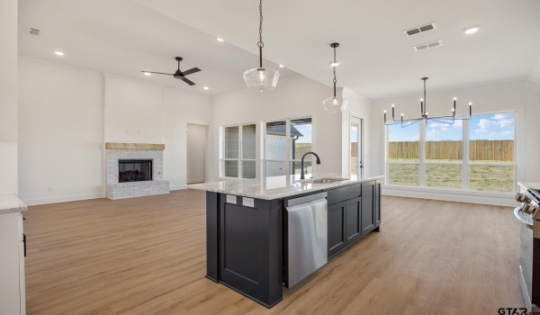 167 Sides Blvd, Bullard, TX 75757, 4 Bedrooms Bedrooms, ,2 BathroomsBathrooms,Residential,For Sale,167 Sides Blvd,24016177