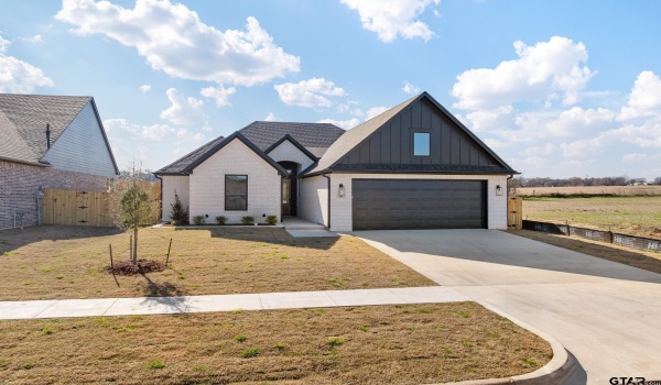 167 Sides Blvd, Bullard, TX 75757, 4 Bedrooms Bedrooms, ,2 BathroomsBathrooms,Residential,For Sale,167 Sides Blvd,24016177