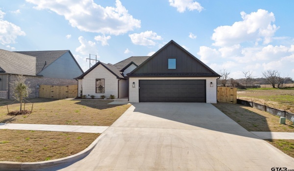 167 Sides Blvd, Bullard, TX 75757, 4 Bedrooms Bedrooms, ,2 BathroomsBathrooms,Residential,For Sale,167 Sides Blvd,24016177