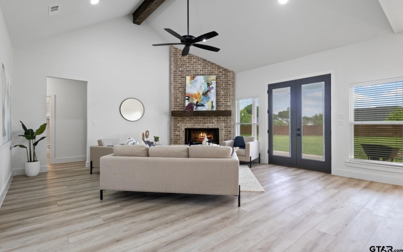 1180 County Road 4840, Mt Pleasant, TX 75455, 3 Habitaciones Habitaciones , ,2 BañosBaños,Residential,En Venta,1180 County Road 4840,24015656