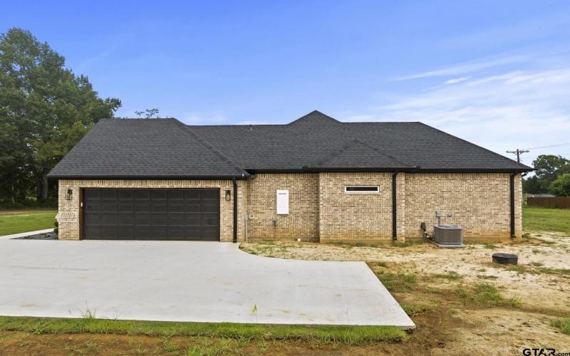 1180 County Road 4840, Mt Pleasant, TX 75455, 3 Habitaciones Habitaciones , ,2 BañosBaños,Residential,En Venta,1180 County Road 4840,24015656