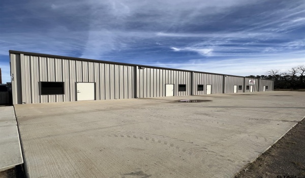 17146 C R 4100(Lake Gilbert Rd.) Unit C, Lindale, TX 75771, ,Commercial Lease,For Rent,17146 C R 4100(Lake Gilbert Rd.) Unit C,24016455
