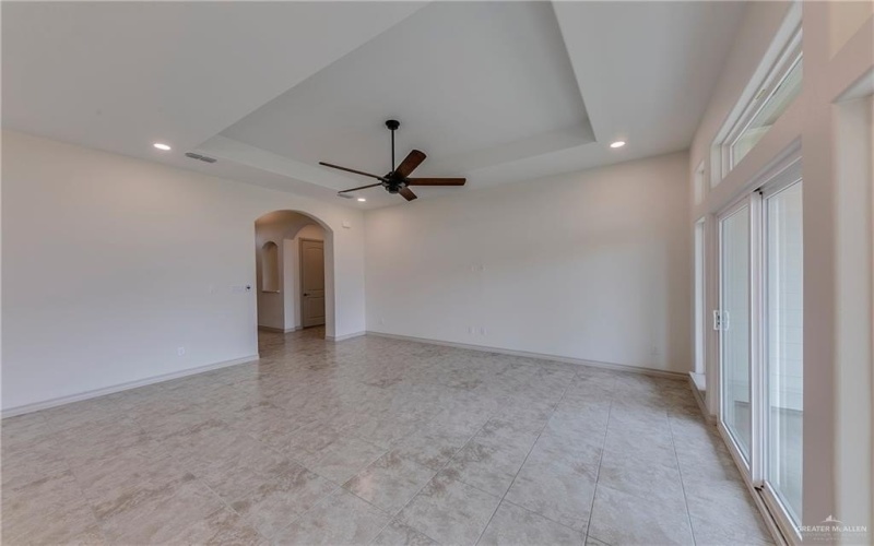 7305 54th Street, McAllen, TX 78504, 3 Habitaciones Habitaciones , ,2 BañosBaños,Residential,En Venta,7305 54th Street,465821