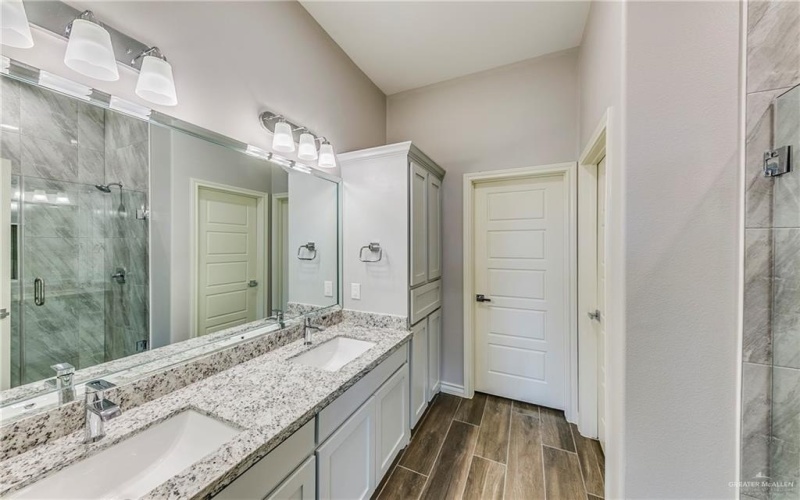 7308 54th Street, McAllen, TX 78504, 3 Bedrooms Bedrooms, ,2 BathroomsBathrooms,Residential,For Sale,7308 54th Street,465825