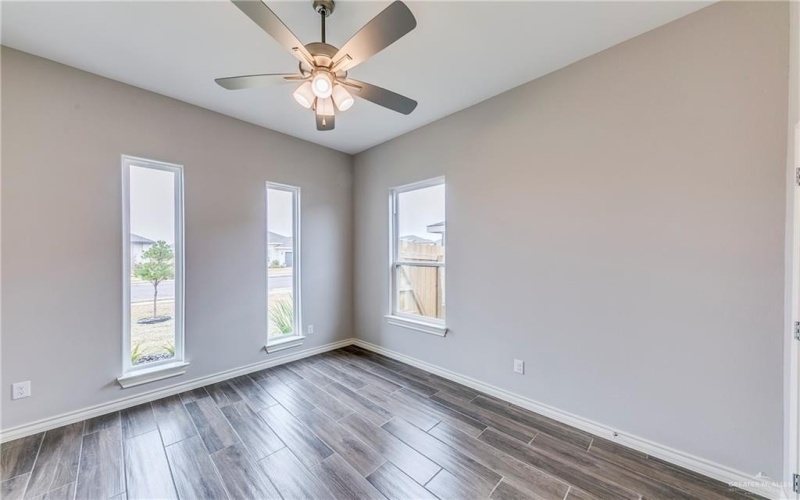 7308 54th Street, McAllen, TX 78504, 3 Bedrooms Bedrooms, ,2 BathroomsBathrooms,Residential,For Sale,7308 54th Street,465825