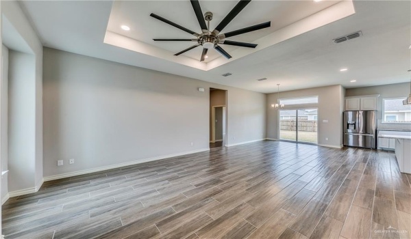 7308 54th Street, McAllen, TX 78504, 3 Bedrooms Bedrooms, ,2 BathroomsBathrooms,Residential,For Sale,7308 54th Street,465825