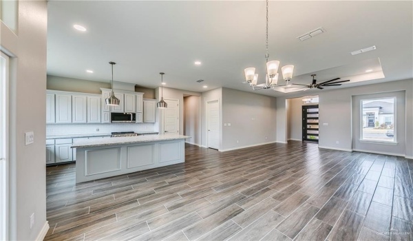 7308 54th Street, McAllen, TX 78504, 3 Bedrooms Bedrooms, ,2 BathroomsBathrooms,Residential,For Sale,7308 54th Street,465825