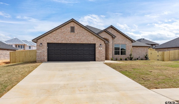 200 August Drive, Bullard, TX 75757, 3 Habitaciones Habitaciones , ,2 BañosBaños,Residential,En Venta,200 August Drive,24016591