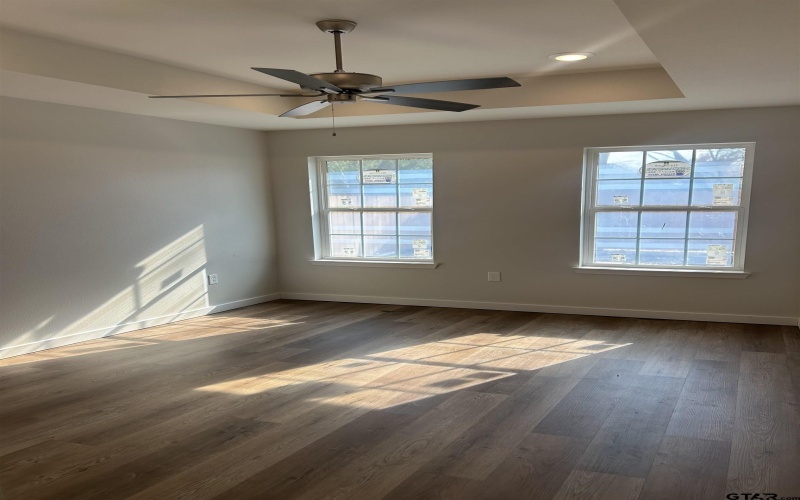 8435 Garrett Dr, Tyler, TX 75703, ,2 BañosBaños,Residential Multi Family,En Venta,8435 Garrett Dr,24016679