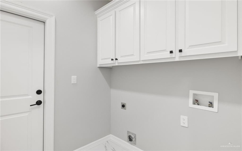 802 Olivia Drive, Mercedes, TX 78570, 4 Bedrooms Bedrooms, ,2 BathroomsBathrooms,Residential,For Sale,802 Olivia Drive,465911