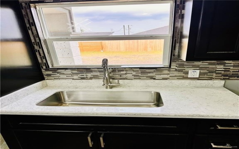 2815 Erasmo Drive, Weslaco, TX 78599, 4 Habitaciones Habitaciones , ,2 BañosBaños,Residential,En Venta,2815 Erasmo Drive,465916