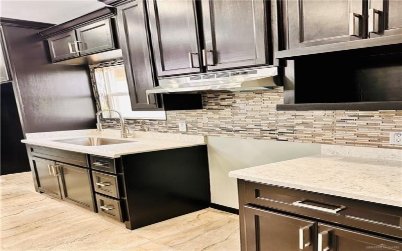 2815 Erasmo Drive, Weslaco, TX 78599, 4 Habitaciones Habitaciones , ,2 BañosBaños,Residential,En Venta,2815 Erasmo Drive,465916