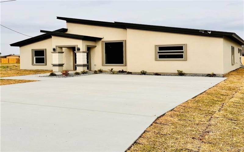 2815 Erasmo Drive, Weslaco, TX 78599, 4 Habitaciones Habitaciones , ,2 BañosBaños,Residential,En Venta,2815 Erasmo Drive,465916