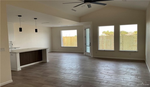 3503 Emma Drive, Weslaco, TX 78596, 3 Bedrooms Bedrooms, ,2 BathroomsBathrooms,Residential,For Sale,3503 Emma Drive,465930