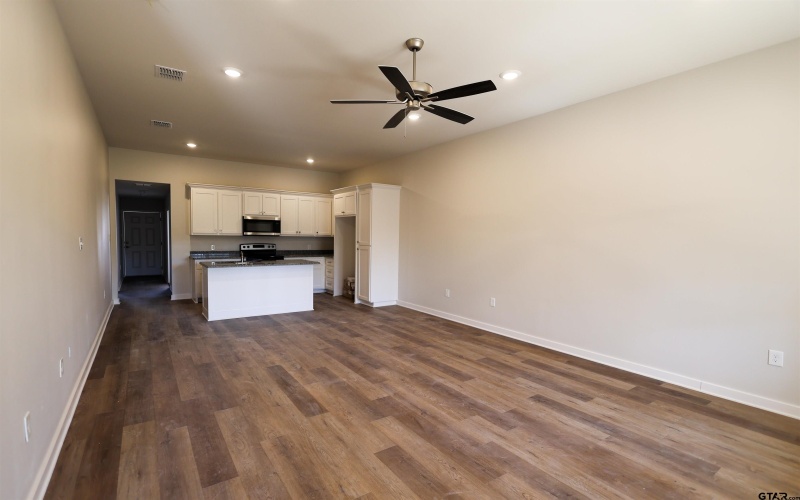 8439 Garrett Dr., Tyler, TX 75703, ,2 BañosBaños,Residential Multi Family,En Venta,8439 Garrett Dr.,24016830