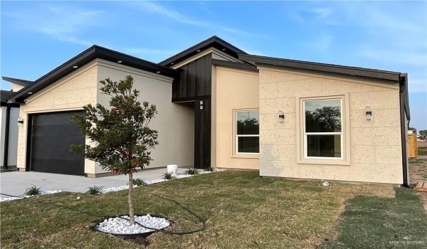 3506 Emma Drive, Weslaco, TX 78596, 3 Bedrooms Bedrooms, ,2 BathroomsBathrooms,Residential,For Sale,3506 Emma Drive,465936