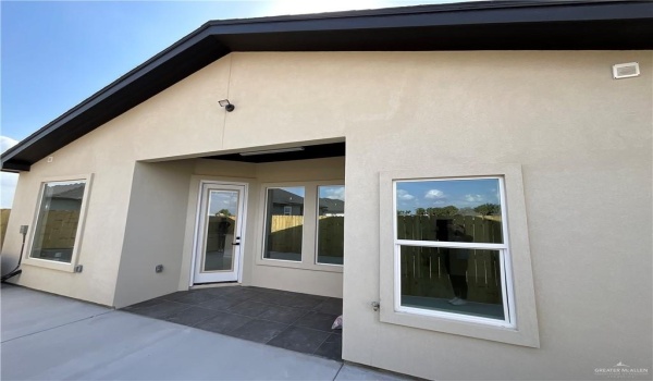 3506 Emma Drive, Weslaco, TX 78596, 3 Bedrooms Bedrooms, ,2 BathroomsBathrooms,Residential,For Sale,3506 Emma Drive,465936